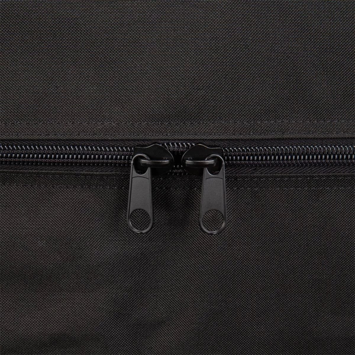 Warrior Q40 24in. Carry Hockey Equipment Bag 5 Warrior Q40 24in. Carry Hockey Equipment Bag - Image 5