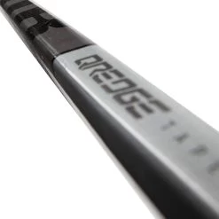 Warrior Covert QRE 40 Silver Grip Junior Hockey Stick -Hockey Gear Shop warrior hockey stick covert qre 40 silver gr jr inset3